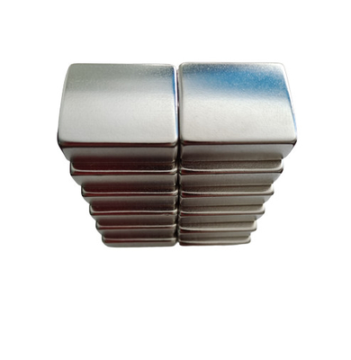 comprar Fluxo alto aglomerado do ímã do neodímio do gerador dos ímãs do arco do neodímio online manufacture
