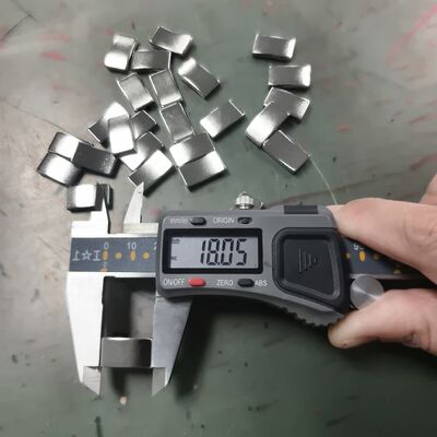 comprar Dois lados curvos Magnetos de neodímio de arco forte revestimento liso para pequenas turbinas eólicas online manufacture