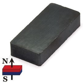 comprar Ímãs permanentes duros fortes do bloco da ferrite para o orador/sensores automotivos online manufacture